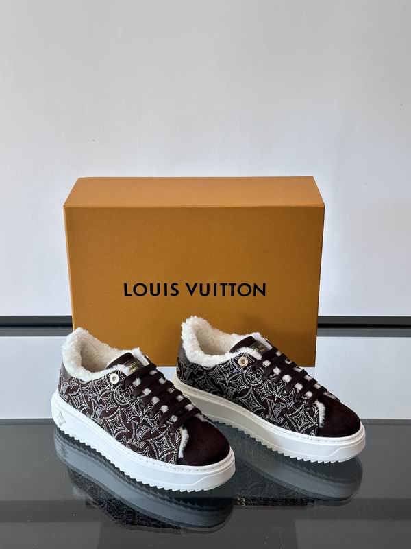 Louis Vuitton Sneakers Wmns ID:20260308-101